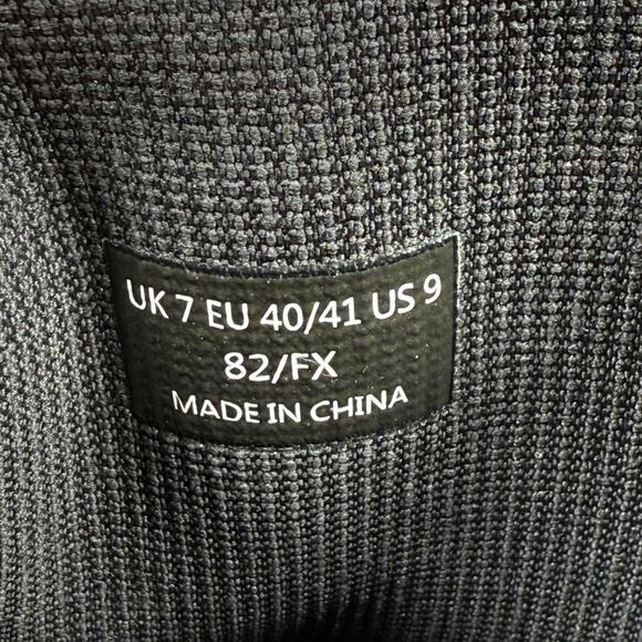 Hunter Explorer Lug Chelsea Leather Boot Black Women's size 9 US - NEW - Picture 6 of 13